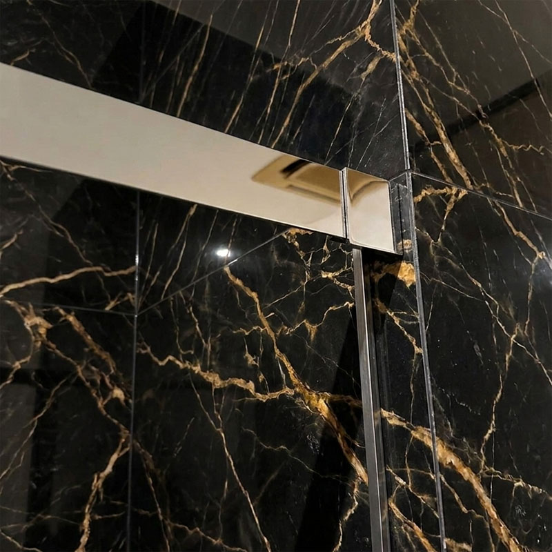 Mampara de ducha de 1 puerta corredera y 1 Fijo PR/FDC700 2 Perfil superior con cierre minimal para mampara de ducha