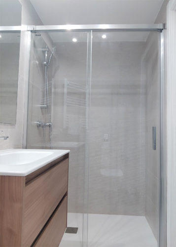 Click to view full screen mamparas Duscholux Oviedo