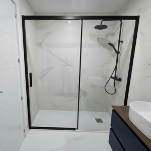 Mampara de ducha de 1 puerta corredera y 1 Fijo VR/FDC500